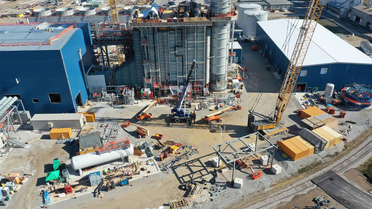 Power plant construction – west side of HRSG