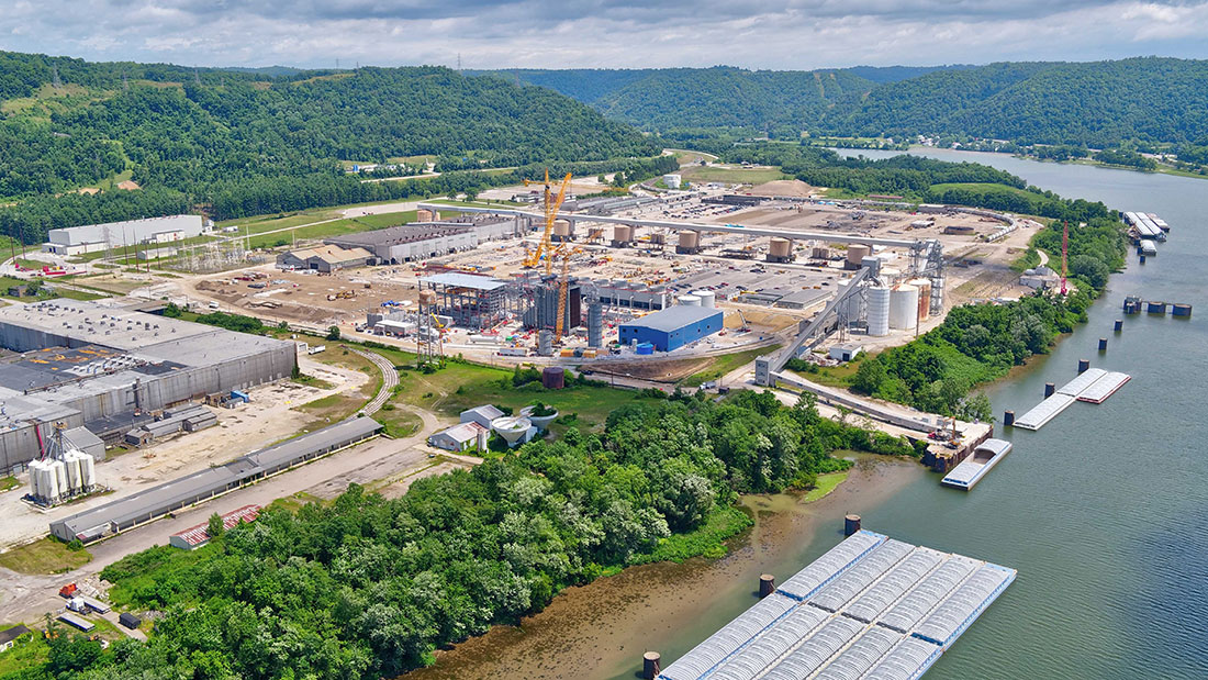 Hannibal site view during power plant construction – boiler (HRSG) erection