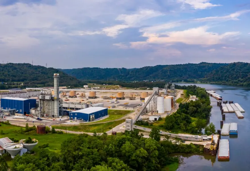 Power plant aerial view – looking east, showing Ohio River infrastructure and sand barge operations